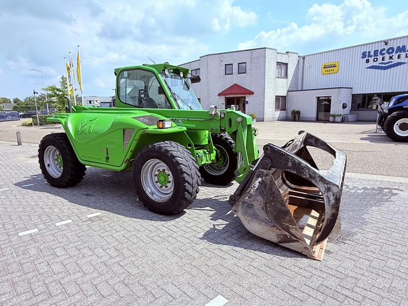 Merlo P34.7 Top Verreiker Pelikaanbak+ pallet - Teleskopiskais iekrāvējs: foto 4 Merlo P34.7 Top Verreiker Pelikaanbak+ pallet - Teleskopiskais iekrāvējs: foto 4