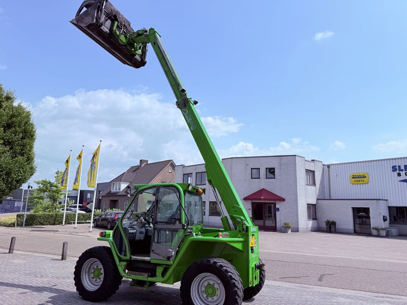 Merlo P34.7 Top Verreiker Pelikaanbak+ pallet - Teleskopiskais iekrāvējs: foto 3 Merlo P34.7 Top Verreiker Pelikaanbak+ pallet - Teleskopiskais iekrāvējs: foto 3