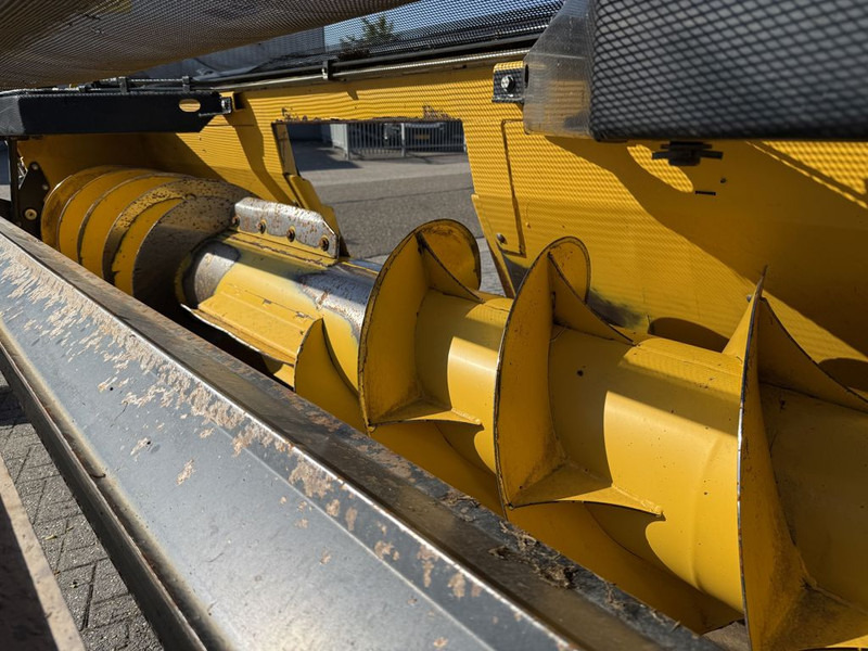 Kombains New Holland 380FP Gras Pickup: foto 6