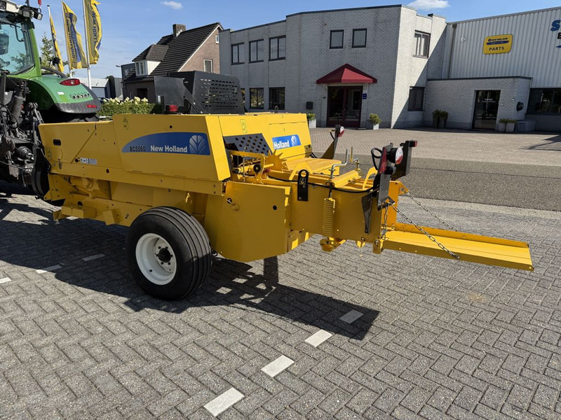New Holland BC5060 Mini Balenpers - Kīpu prese: foto 2 New Holland BC5060 Mini Balenpers - Kīpu prese: foto 2