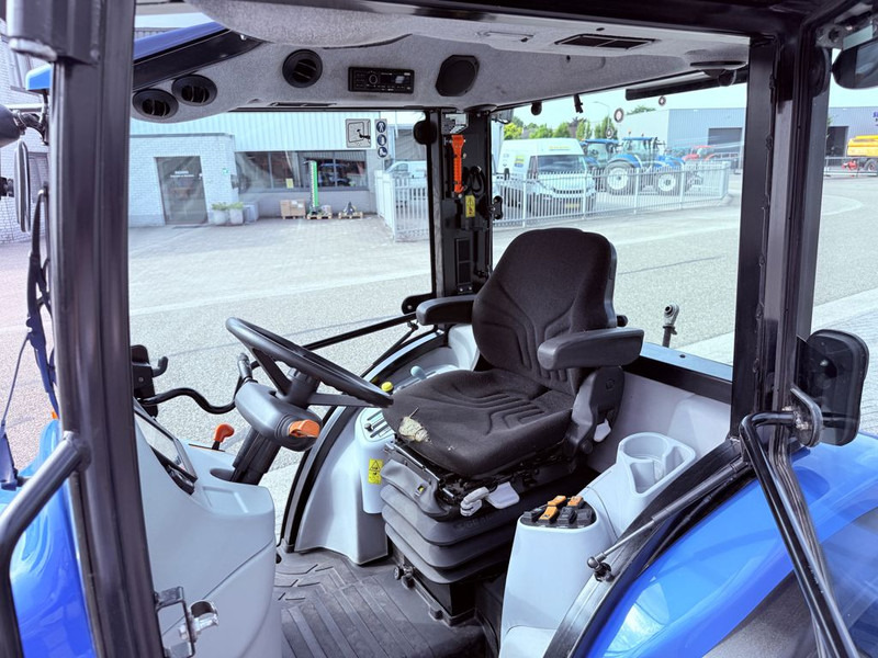 New Holland Boomer 45D Easy Drive līzingu New Holland Boomer 45D Easy Drive: foto 19 New Holland Boomer 45D Easy Drive līzingu New Holland Boomer 45D Easy Drive: foto 19