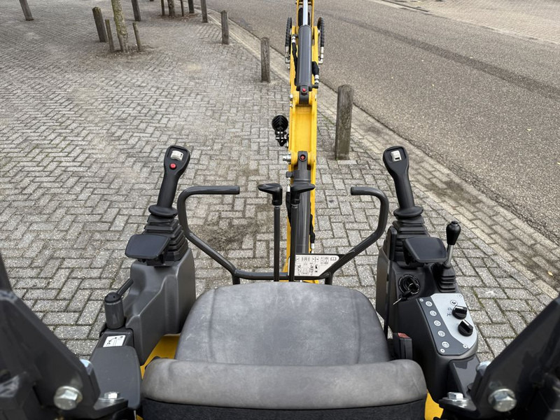 New Holland E14D Minigraver Nieuw/Overjarig - Mini-ekskavators: foto 5 New Holland E14D Minigraver Nieuw/Overjarig - Mini-ekskavators: foto 5