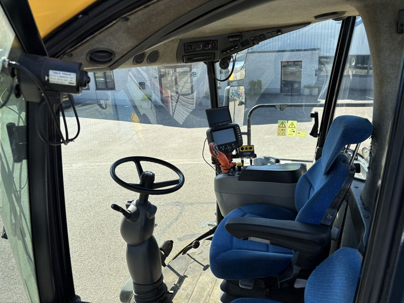 New Holland FR9050 - Lopbarības kombains: foto 5 New Holland FR9050 - Lopbarības kombains: foto 5