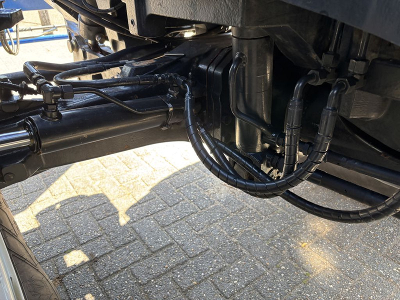 Traktors New Holland T7.210 AC Stage V + TL770 Voorlader: foto 18