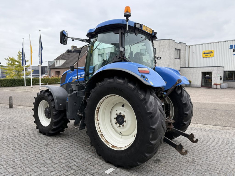 New Holland T7.210 Auto Command - Traktors: foto 2 New Holland T7.210 Auto Command - Traktors: foto 2