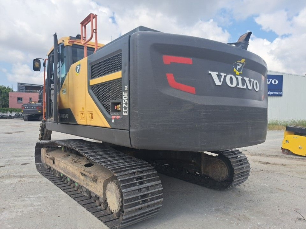 VOLVO EC250E NL - Kāpurķēžu ekskavators: foto 5 VOLVO EC250E NL - Kāpurķēžu ekskavators: foto 5