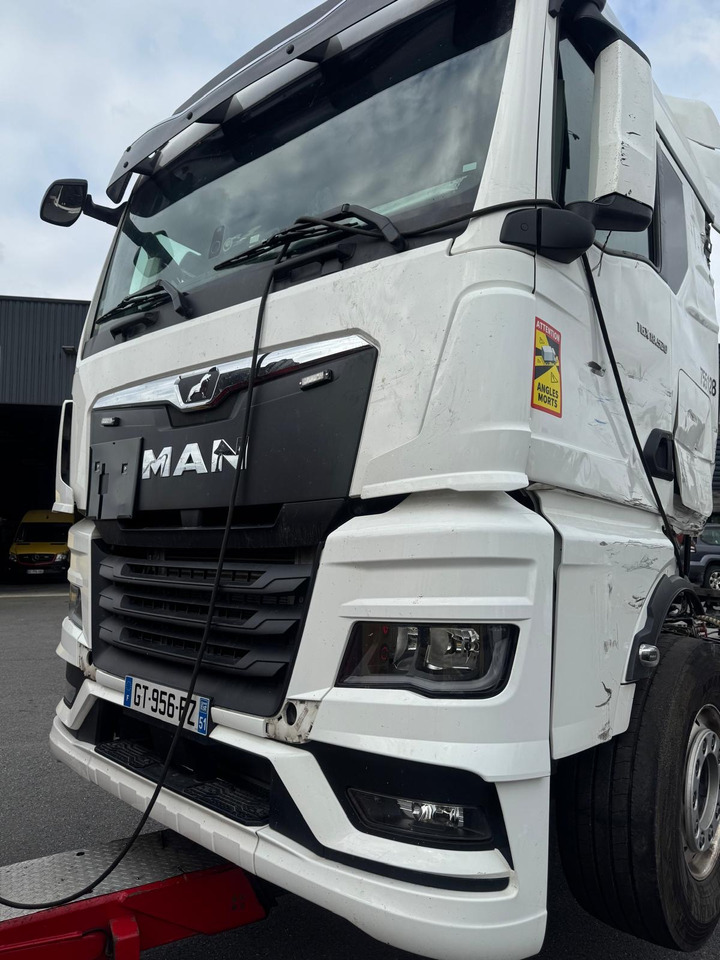 MAN TGX 18.520 - Vilcējs: foto 1 MAN TGX 18.520 - Vilcējs: foto 1