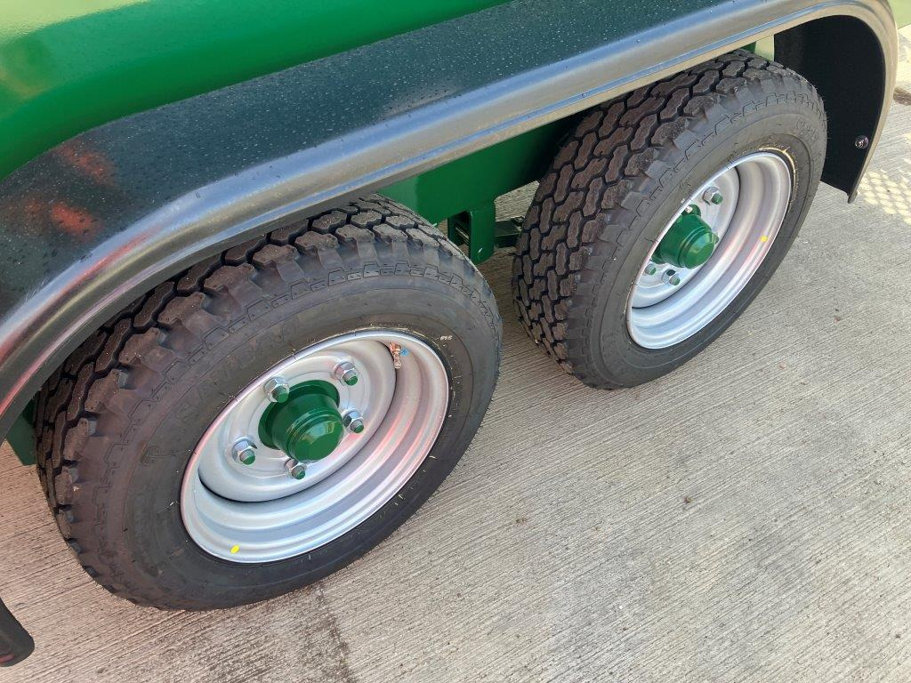 Jaunā Lauksaimniecības piekabe Bailey Fuel Bowser: foto 10