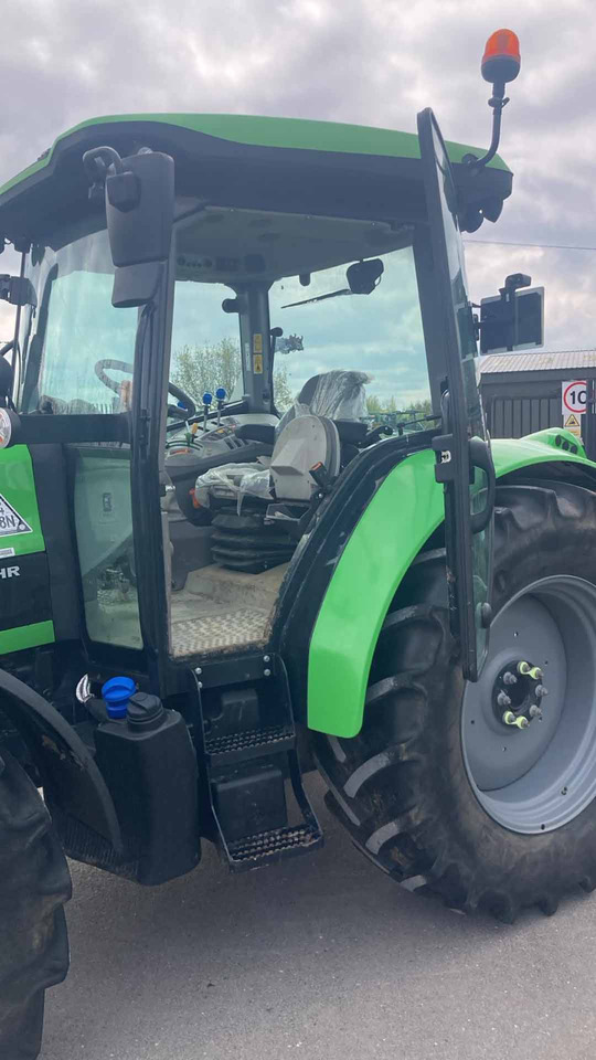 Deutz-Fahr 5125 - Traktors: foto 5 Deutz-Fahr 5125 - Traktors: foto 5