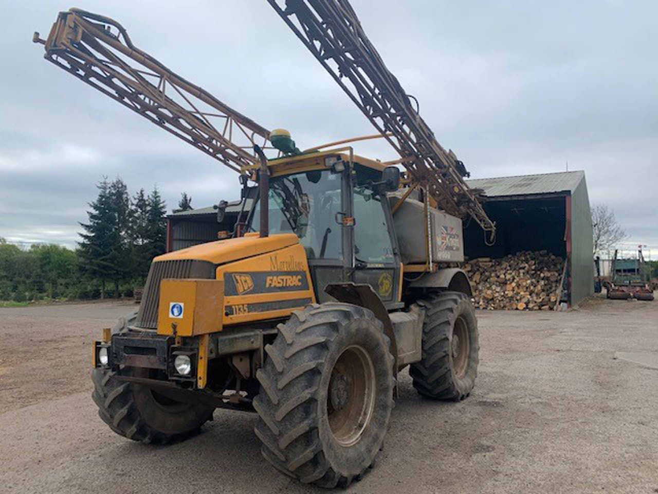 JCB 1135 Fast and Knight 24MTR Demount Sprayer - Miglotājs: foto 1 JCB 1135 Fast and Knight 24MTR Demount Sprayer - Miglotājs: foto 1