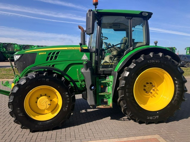Traktors JOHN DEERE 6155R: foto 10