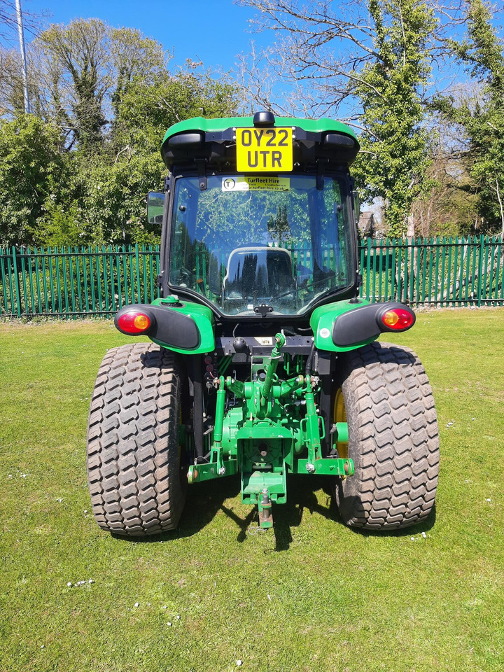 John Deere 4066R Compact Tractor - Mini traktors: foto 4 John Deere 4066R Compact Tractor - Mini traktors: foto 4