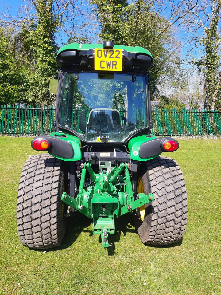 John Deere 4066R Compact Tractor - Mini traktors: foto 3 John Deere 4066R Compact Tractor - Mini traktors: foto 3