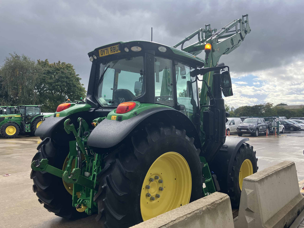 John Deere 6110M - Traktors: foto 5 John Deere 6110M - Traktors: foto 5
