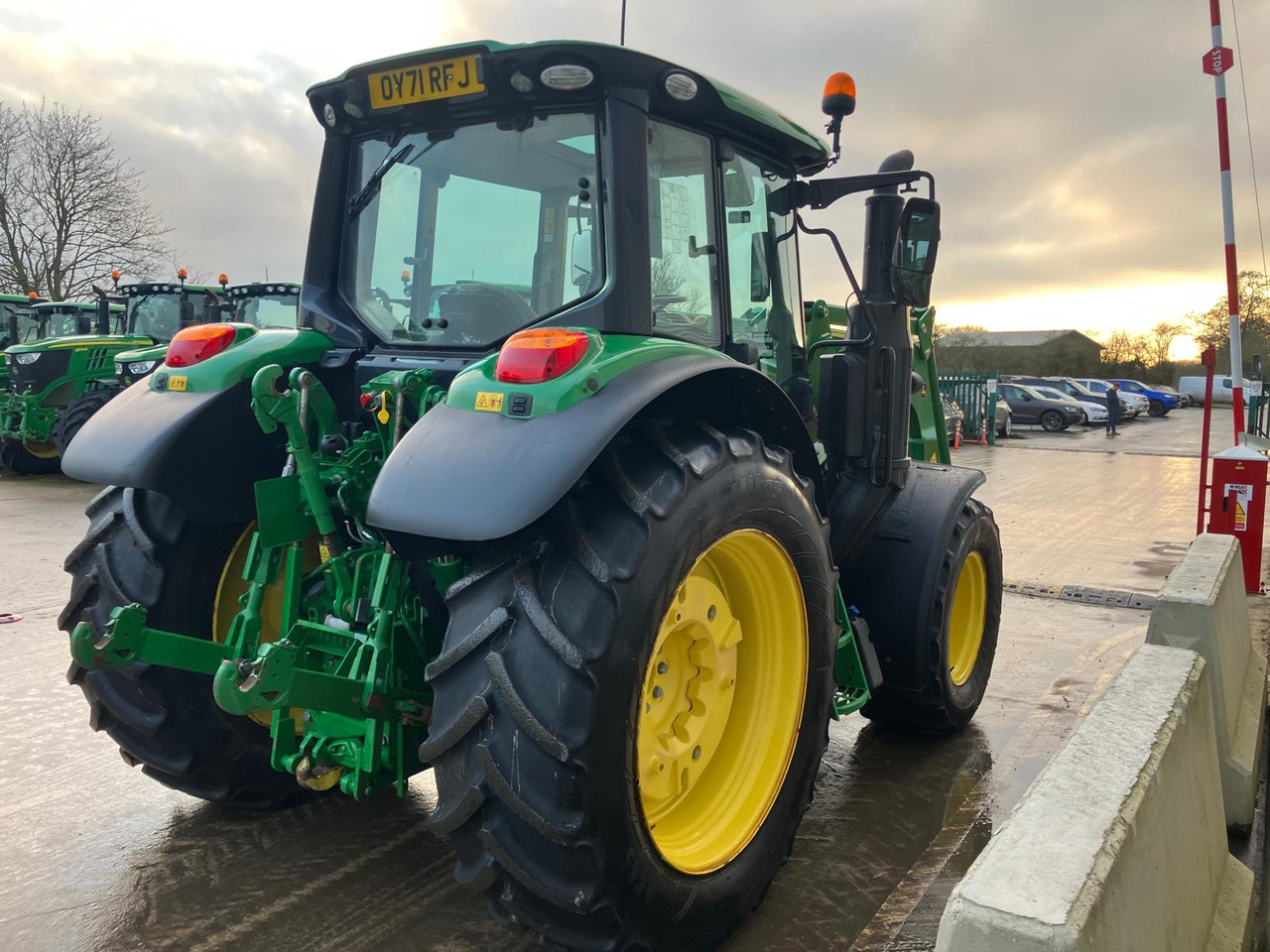 John Deere 6120M - Traktors: foto 5 John Deere 6120M - Traktors: foto 5