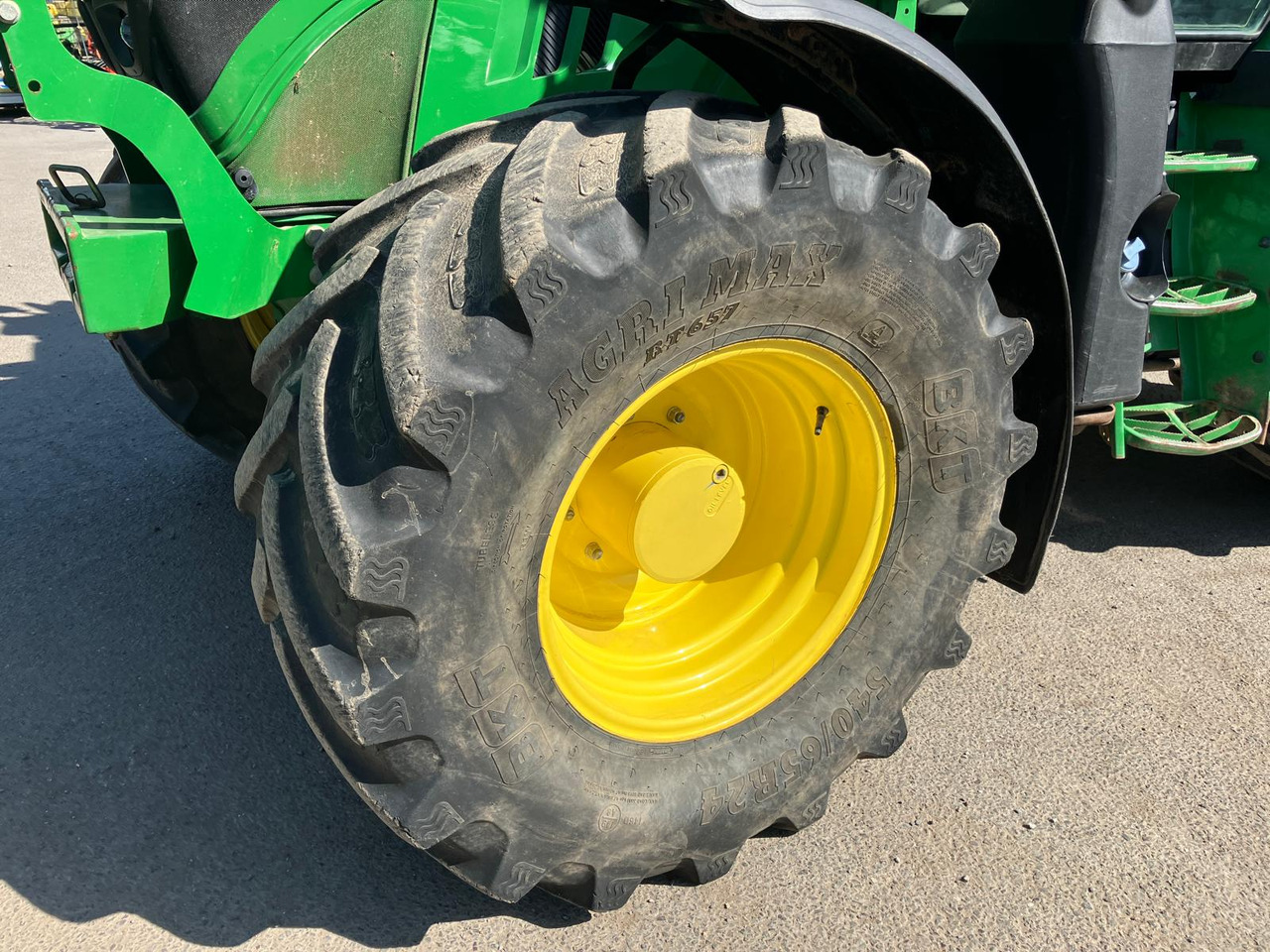 John Deere 6130R - Traktors: foto 2 John Deere 6130R - Traktors: foto 2