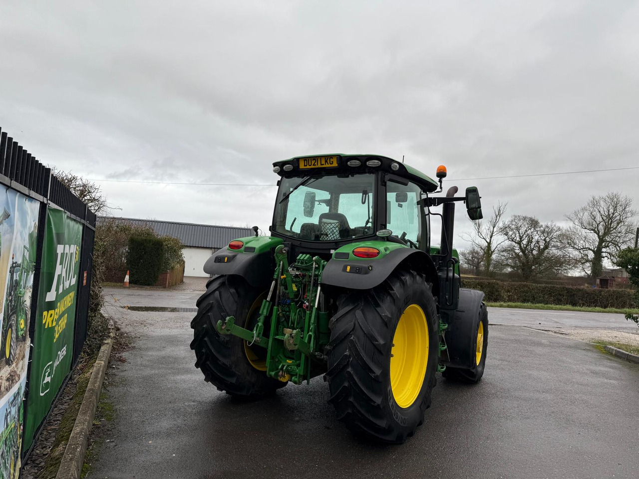 John Deere 6135R - Traktors: foto 4 John Deere 6135R - Traktors: foto 4