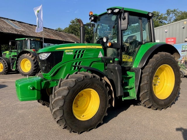 John Deere 6140M - Traktors: foto 1 John Deere 6140M - Traktors: foto 1