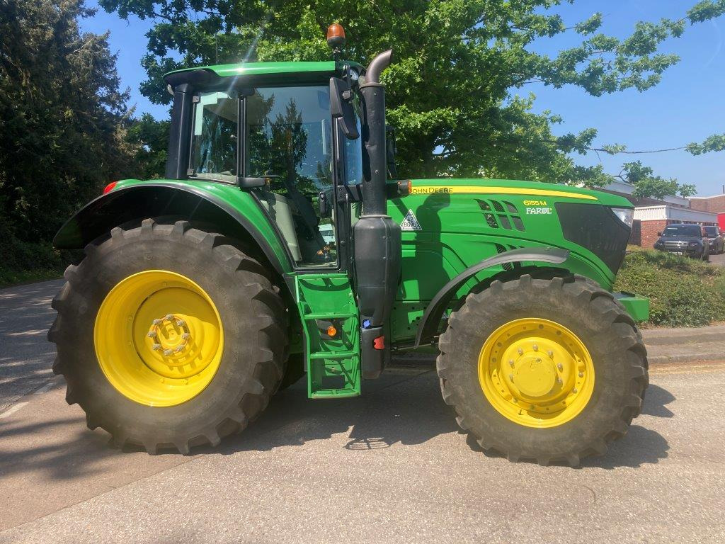 John Deere 6155M - Traktors: foto 1 John Deere 6155M - Traktors: foto 1