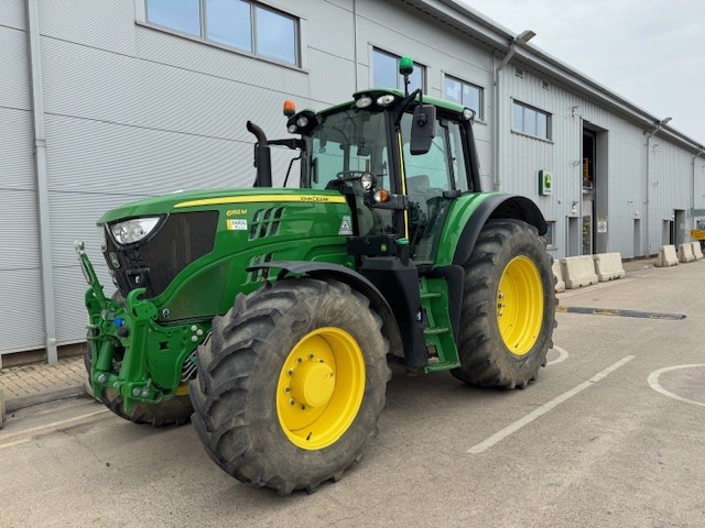 John Deere 6155M - Traktors: foto 1 John Deere 6155M - Traktors: foto 1