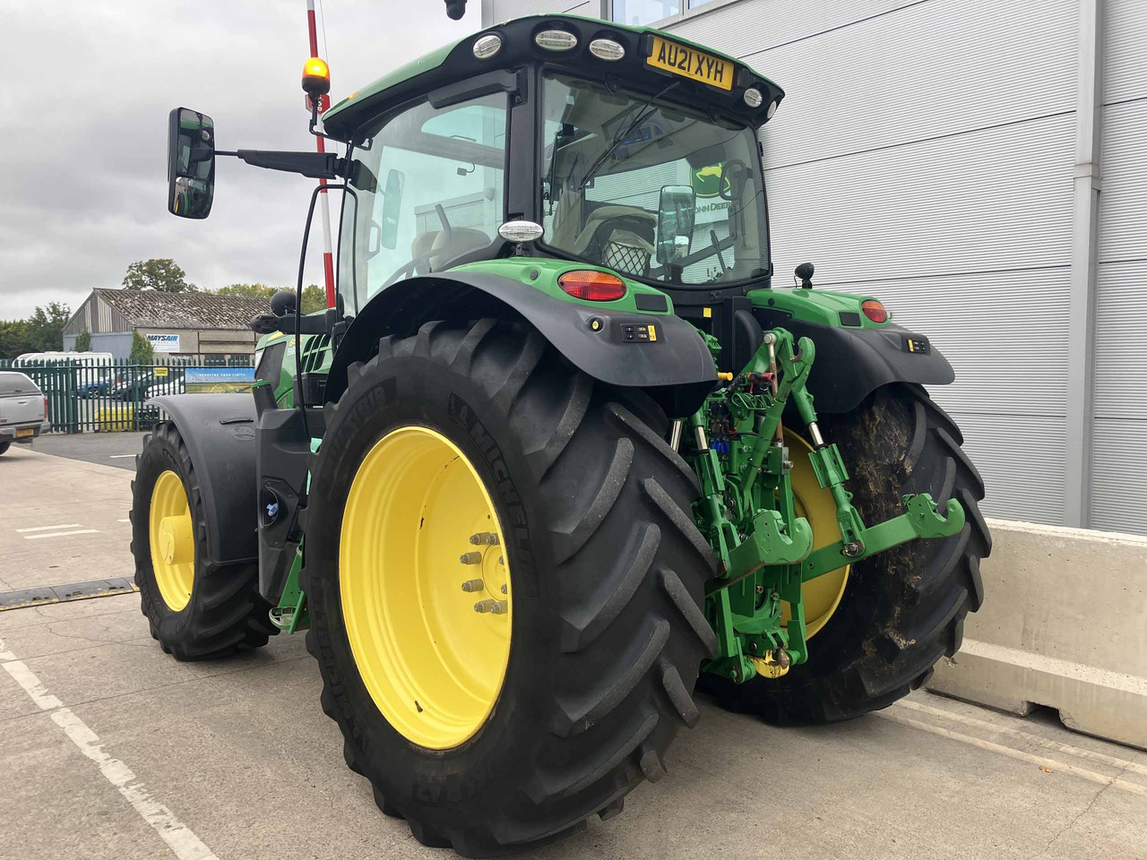 John Deere 6155R - Traktors: foto 3 John Deere 6155R - Traktors: foto 3