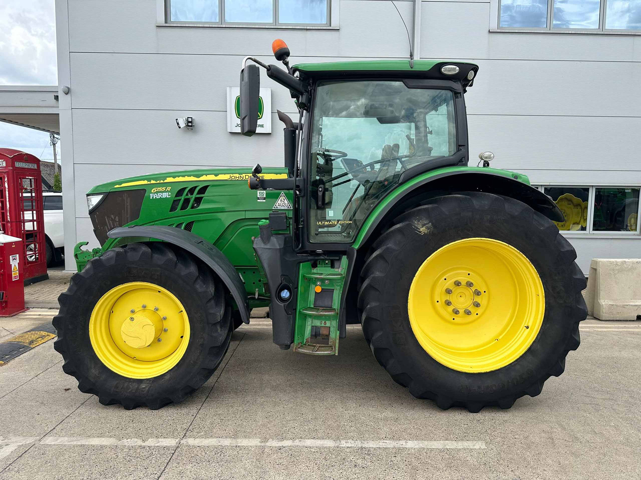 John Deere 6155R - Traktors: foto 3 John Deere 6155R - Traktors: foto 3