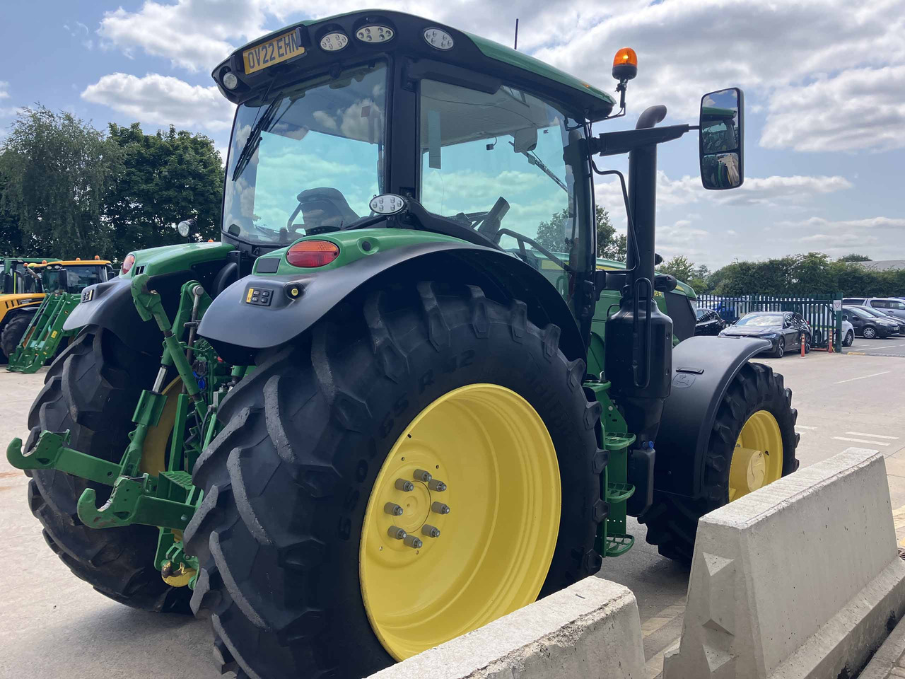 John Deere 6155R - Traktors: foto 5 John Deere 6155R - Traktors: foto 5