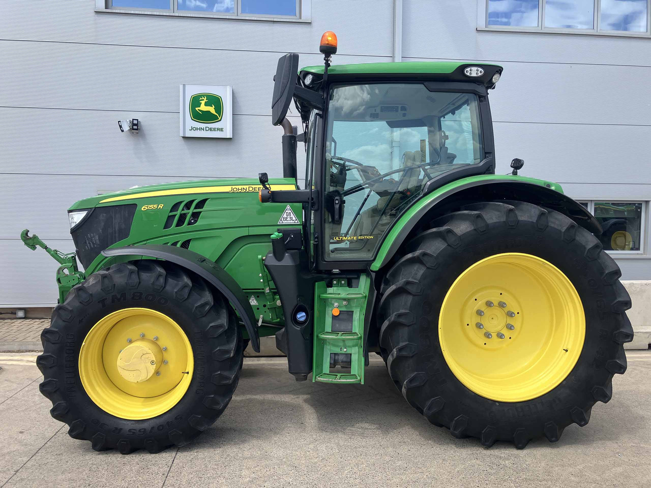 John Deere 6155R - Traktors: foto 2 John Deere 6155R - Traktors: foto 2