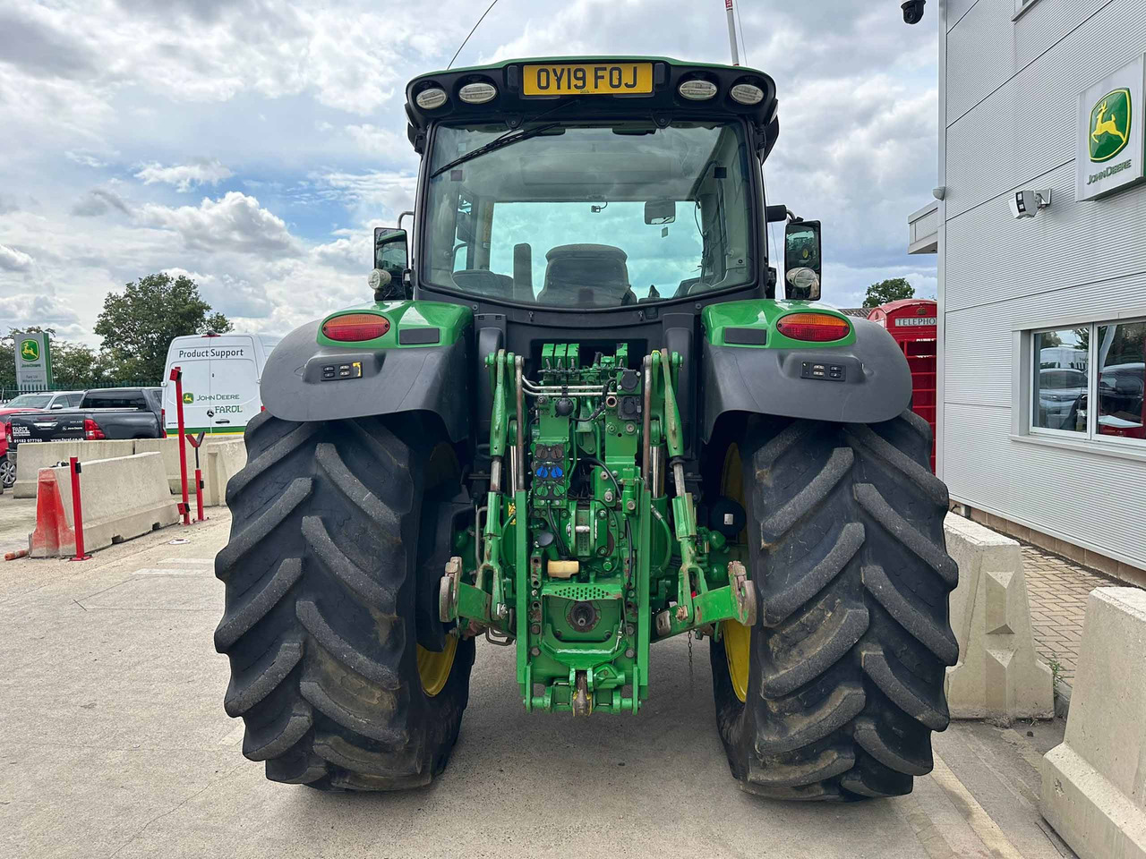 John Deere 6155R - Traktors: foto 5 John Deere 6155R - Traktors: foto 5