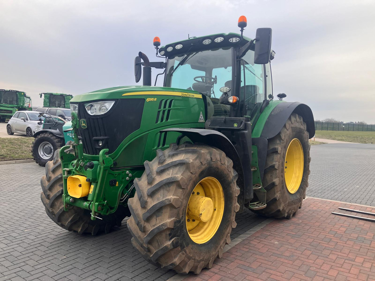 John Deere 6195R - Traktors: foto 3 John Deere 6195R - Traktors: foto 3