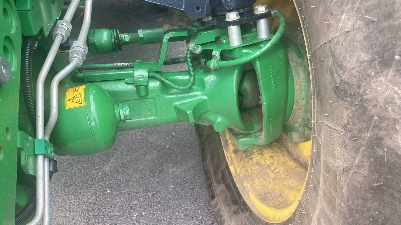 John Deere 6R 130 - Traktors: foto 4 John Deere 6R 130 - Traktors: foto 4