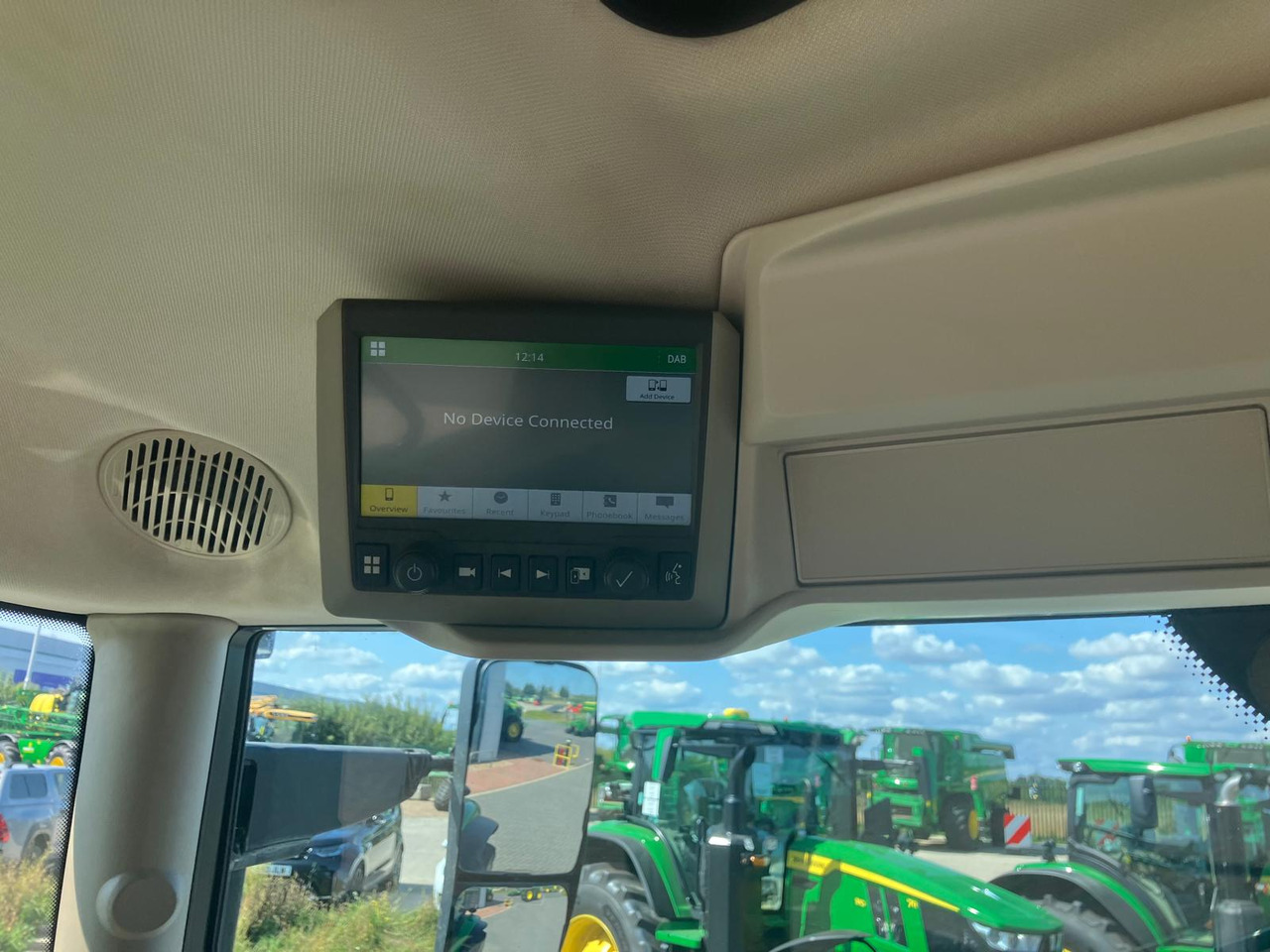 John Deere 6R 155 - Traktors: foto 3 John Deere 6R 155 - Traktors: foto 3