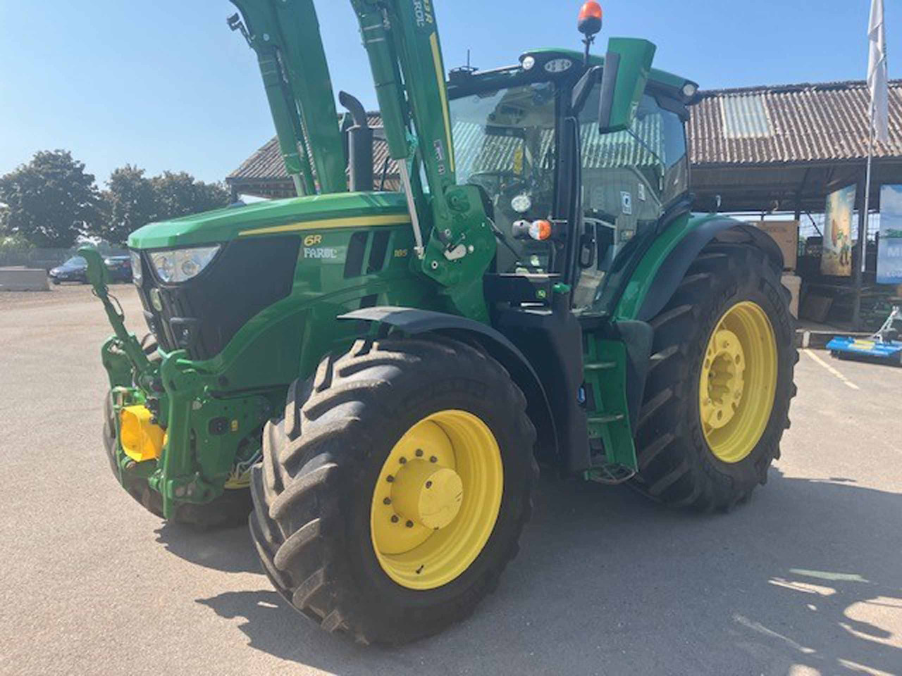 John Deere 6R 185 - Traktors: foto 1 John Deere 6R 185 - Traktors: foto 1