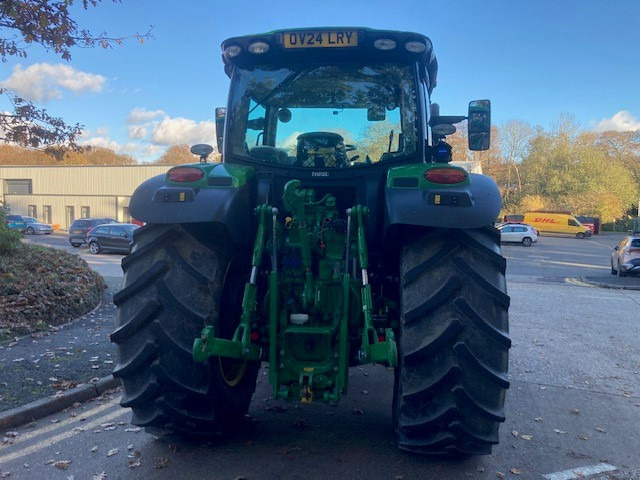 John Deere 6R 185 - Traktors: foto 4 John Deere 6R 185 - Traktors: foto 4