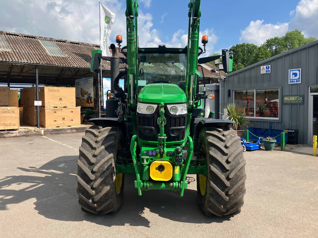 John Deere 6R 185 - Traktors: foto 2 John Deere 6R 185 - Traktors: foto 2