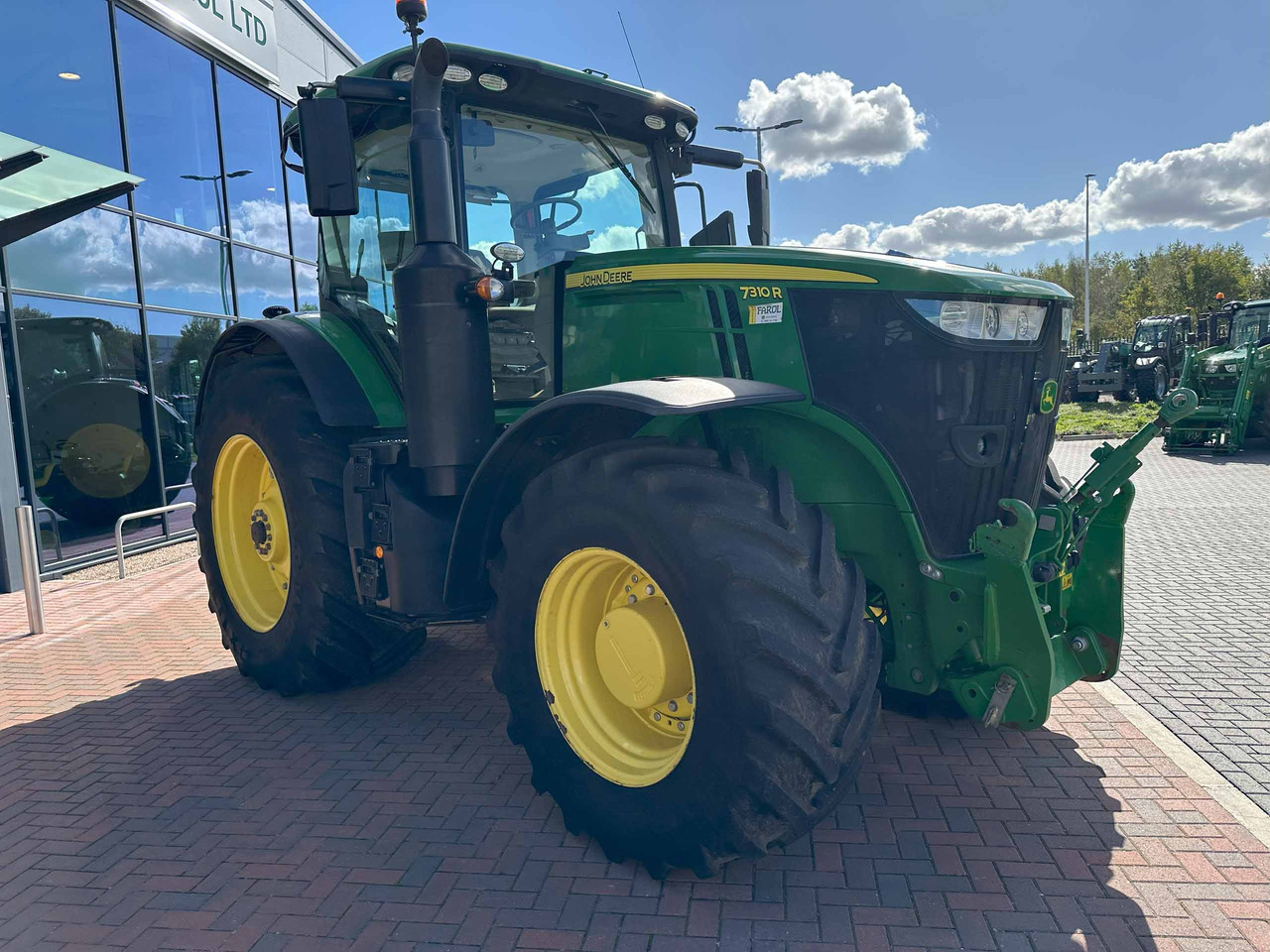John Deere 7310R - Traktors: foto 4 John Deere 7310R - Traktors: foto 4