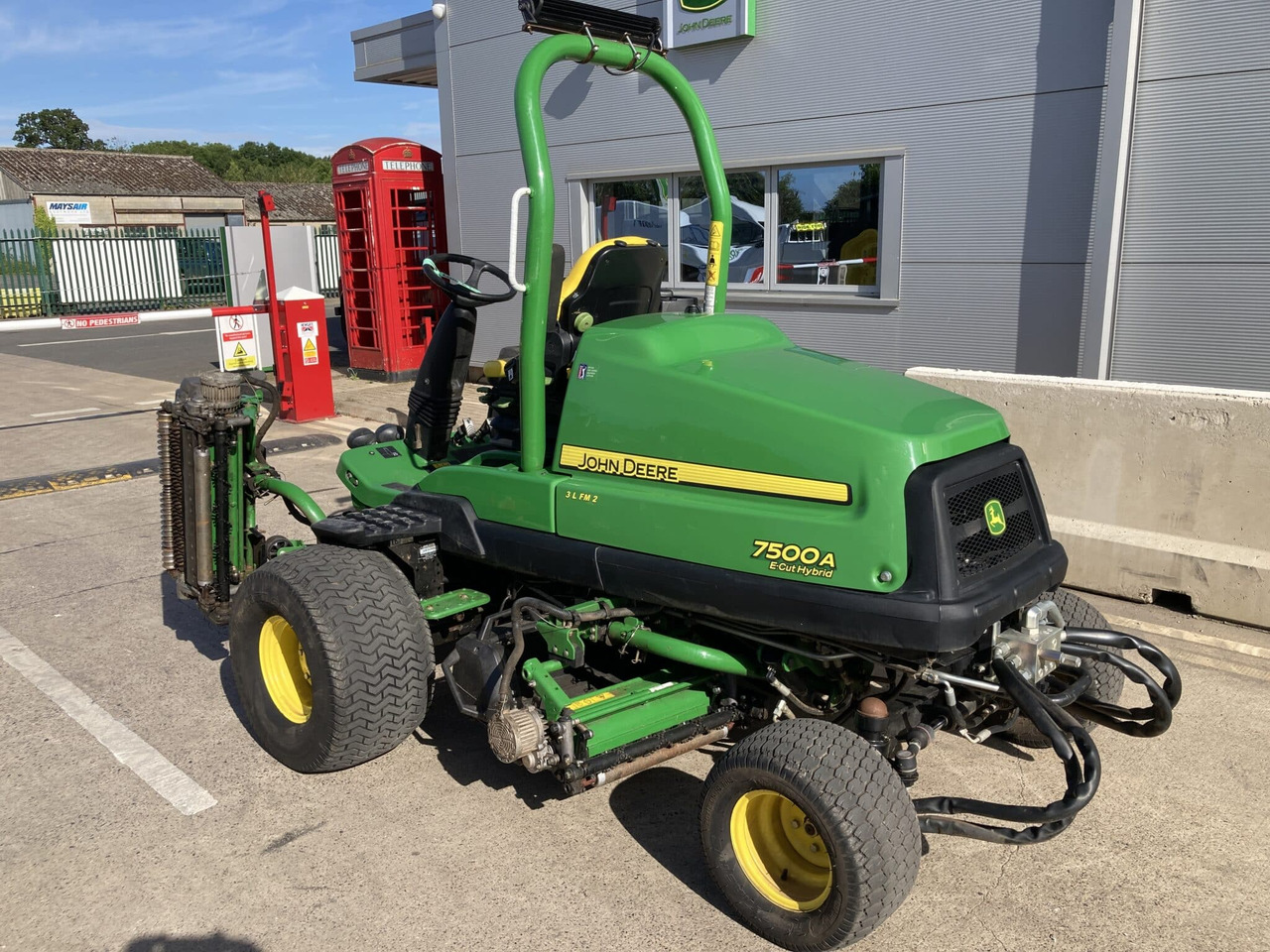 John Deere 7500AE Fairway Mower - Zāles pļāvējs: foto 3 John Deere 7500AE Fairway Mower - Zāles pļāvējs: foto 3