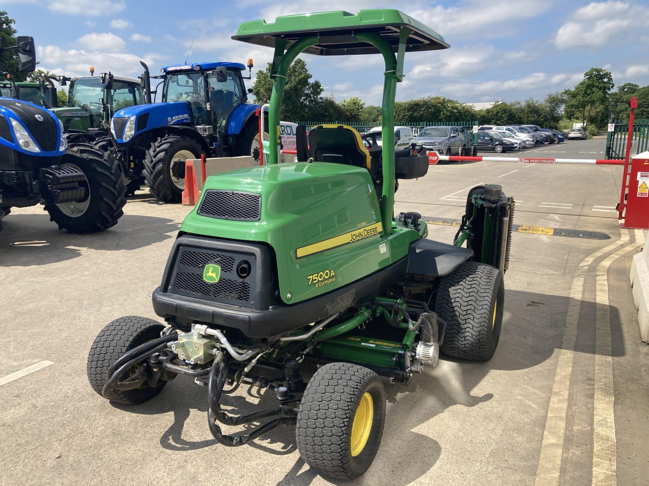 John Deere 7500AE fairway mower - Zāles pļāvējs: foto 5 John Deere 7500AE fairway mower - Zāles pļāvējs: foto 5