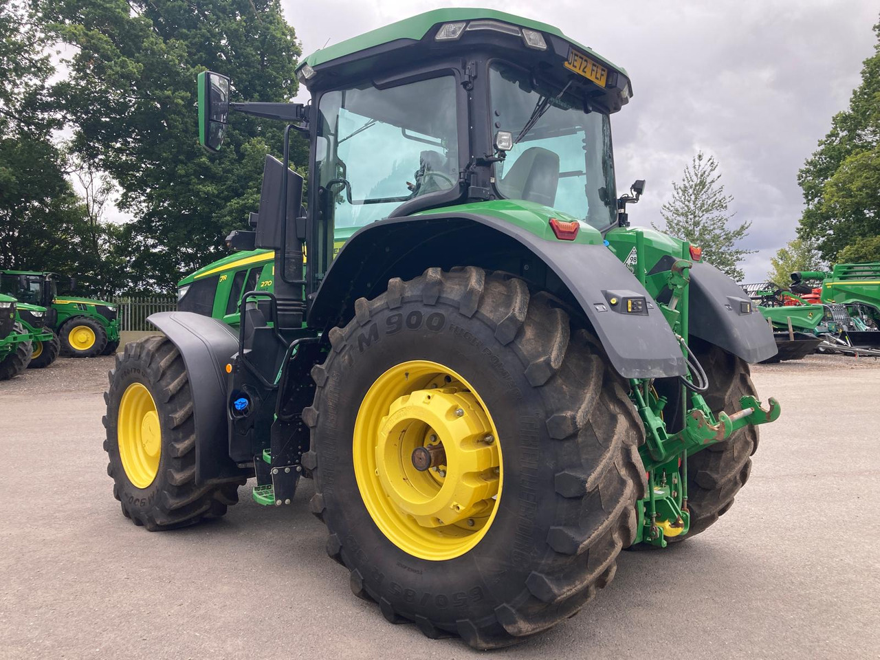 John Deere 7R 270 - Traktors: foto 4 John Deere 7R 270 - Traktors: foto 4
