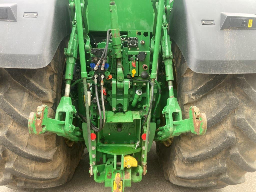 John Deere 7R 310 - Traktors: foto 5 John Deere 7R 310 - Traktors: foto 5
