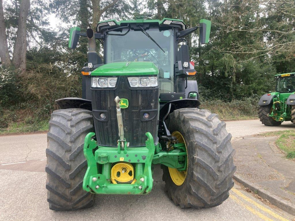 John Deere 7R 310 - Traktors: foto 2 John Deere 7R 310 - Traktors: foto 2
