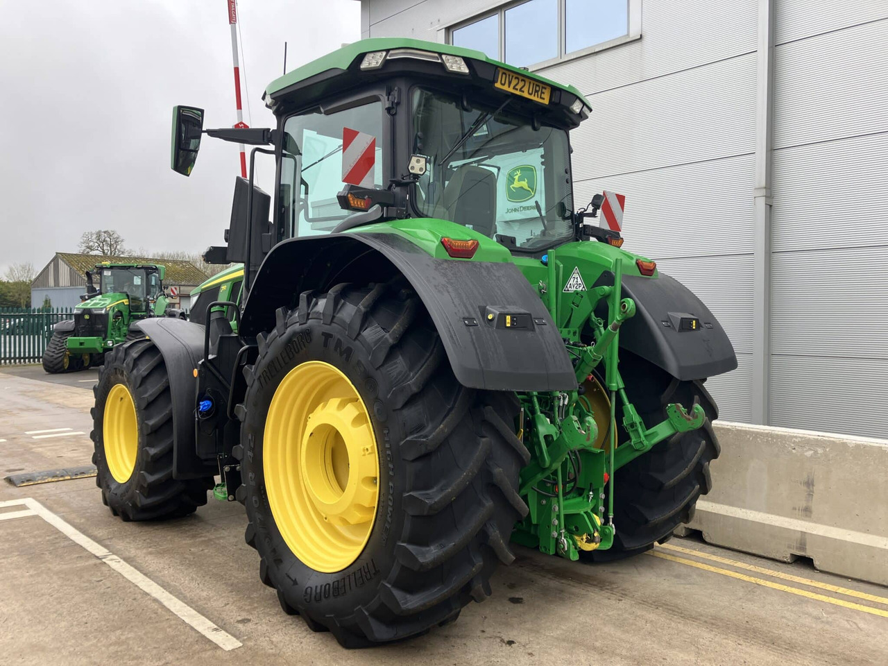 John Deere 7R 310 - Traktors: foto 3 John Deere 7R 310 - Traktors: foto 3