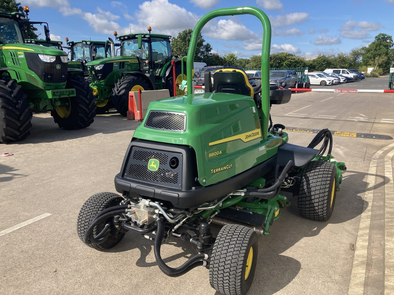 John Deere 8800A 5 pod rotary mower - Zāles pļāvējs: foto 5 John Deere 8800A 5 pod rotary mower - Zāles pļāvējs: foto 5