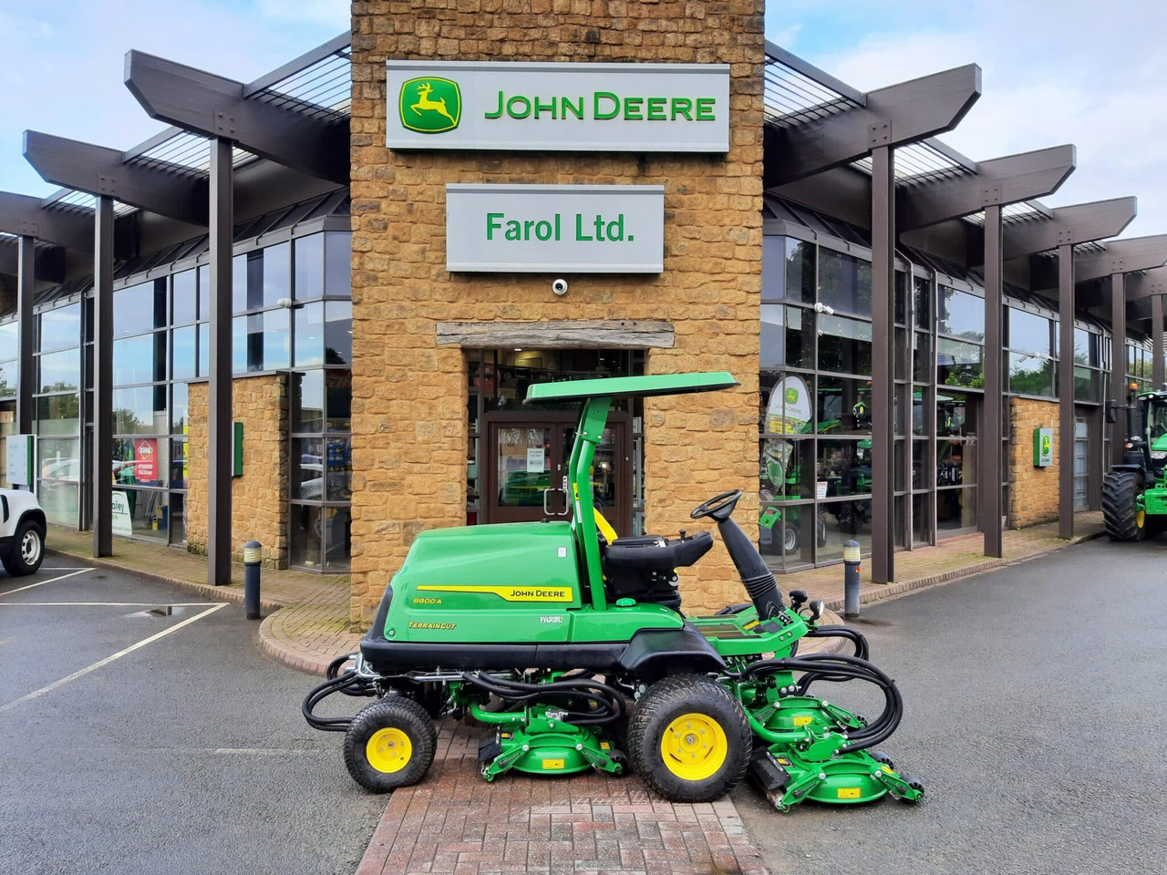 John Deere 8800A rotary mower - Zāles pļāvējs: foto 2 John Deere 8800A rotary mower - Zāles pļāvējs: foto 2