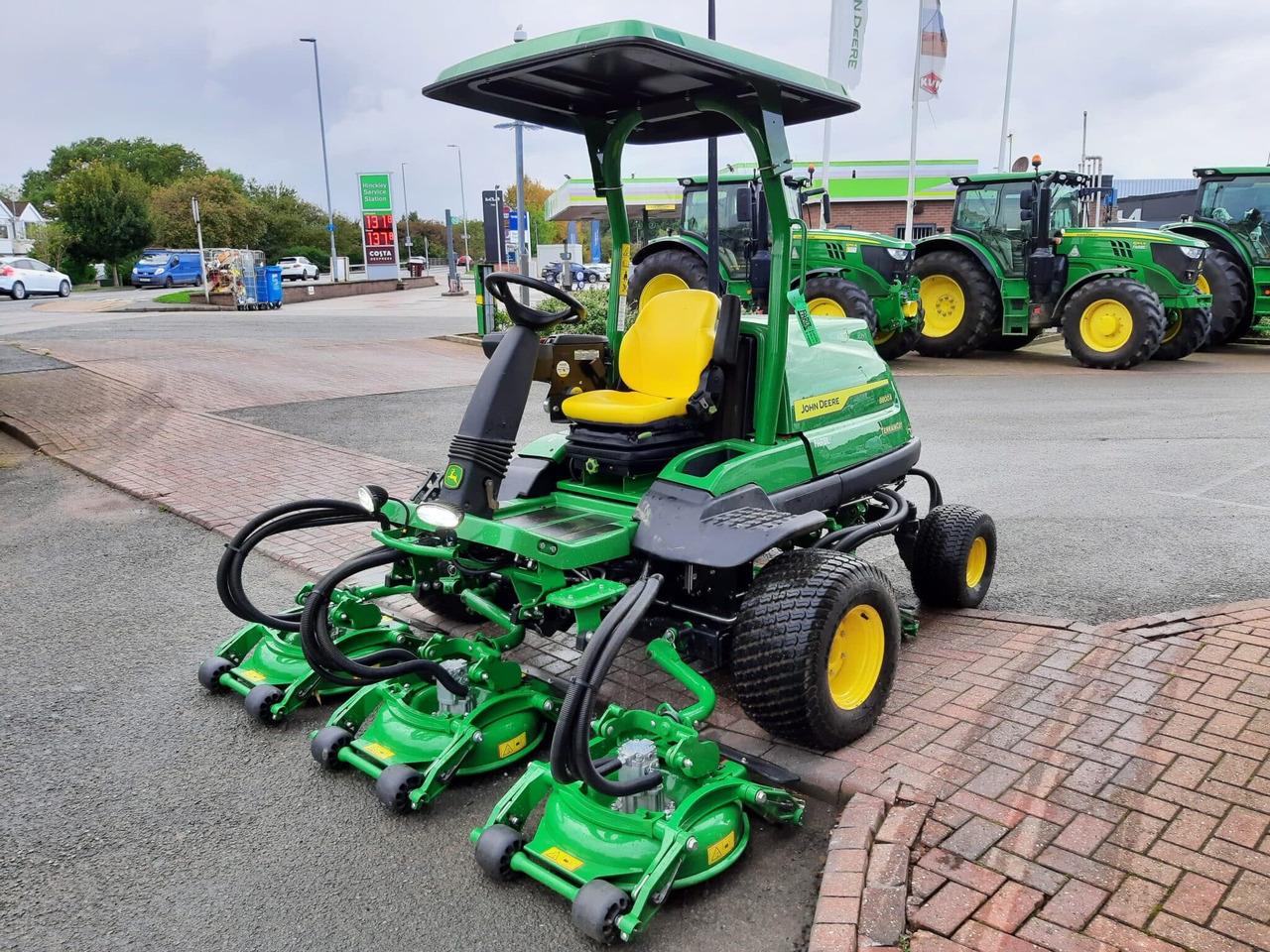 John Deere 8800A rotary mower - Zāles pļāvējs: foto 3 John Deere 8800A rotary mower - Zāles pļāvējs: foto 3
