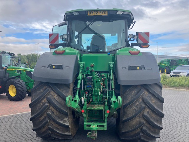 John Deere 8R 410 - Traktors: foto 5 John Deere 8R 410 - Traktors: foto 5