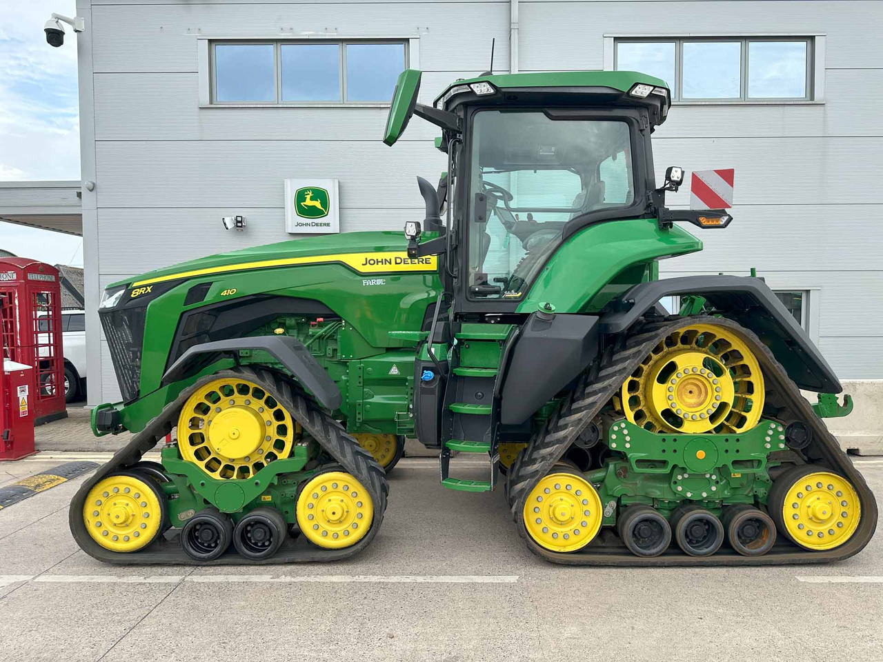 John Deere 8RX 410 - Traktors: foto 2 John Deere 8RX 410 - Traktors: foto 2