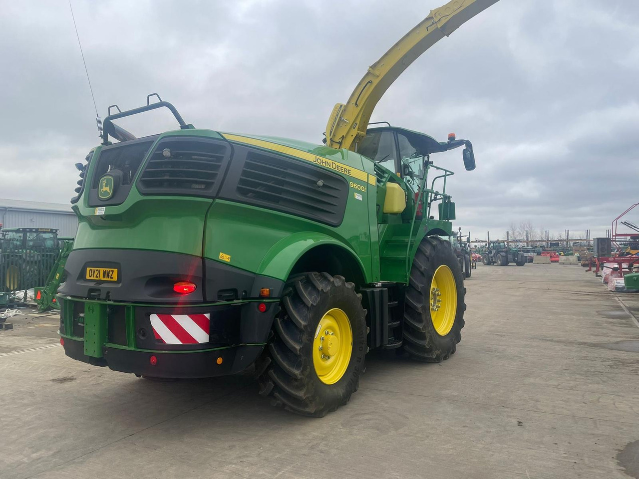 John Deere 9600 - Lopbarības kombains: foto 2 John Deere 9600 - Lopbarības kombains: foto 2