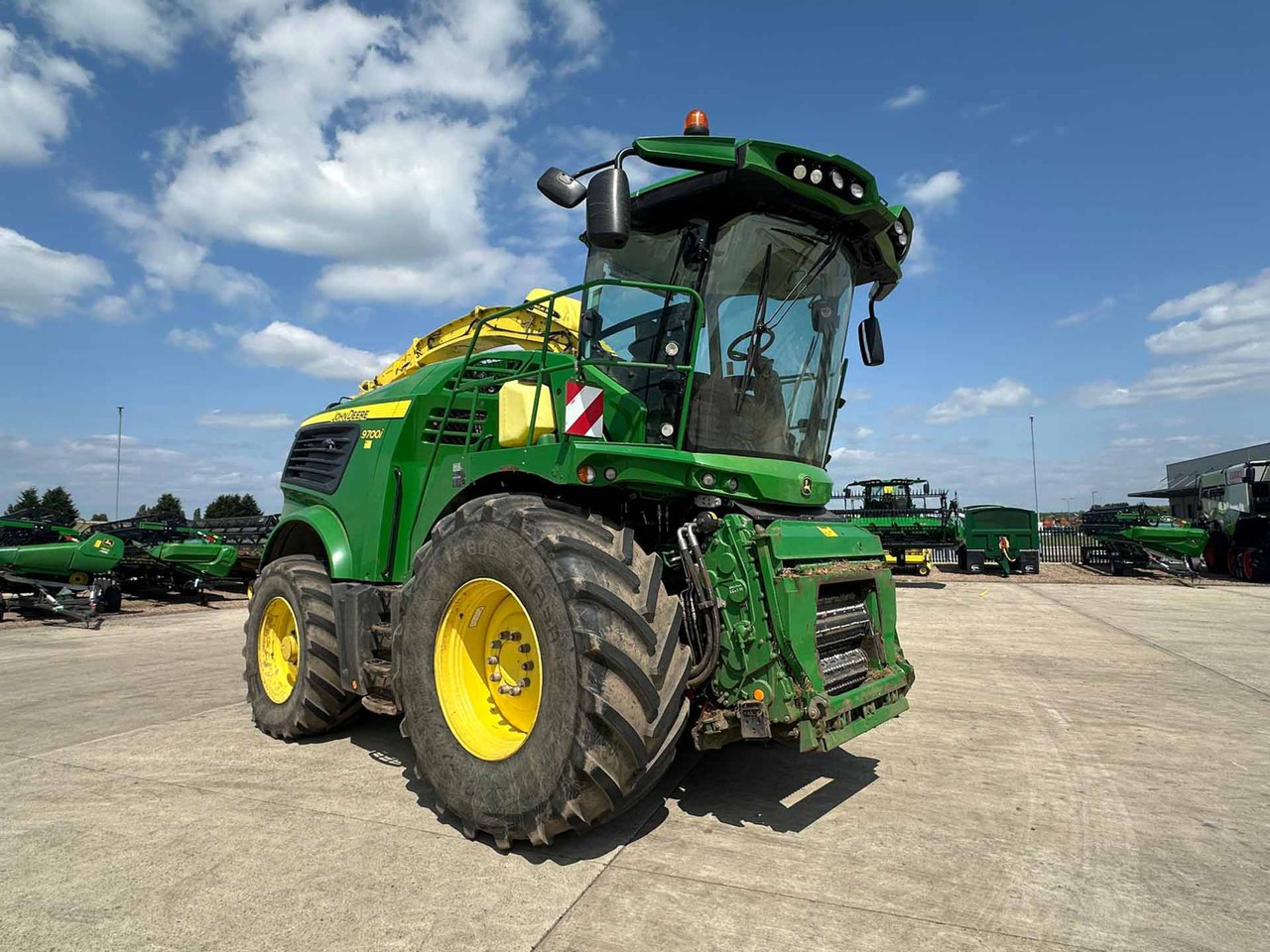 John Deere 9700i - Lopbarības kombains: foto 4 John Deere 9700i - Lopbarības kombains: foto 4