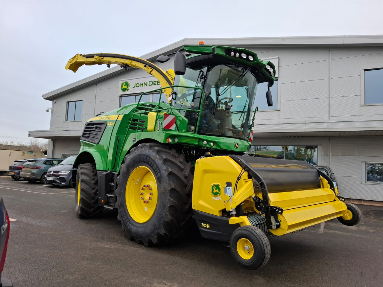 John Deere 9700i - Lopbarības kombains: foto 1 John Deere 9700i - Lopbarības kombains: foto 1